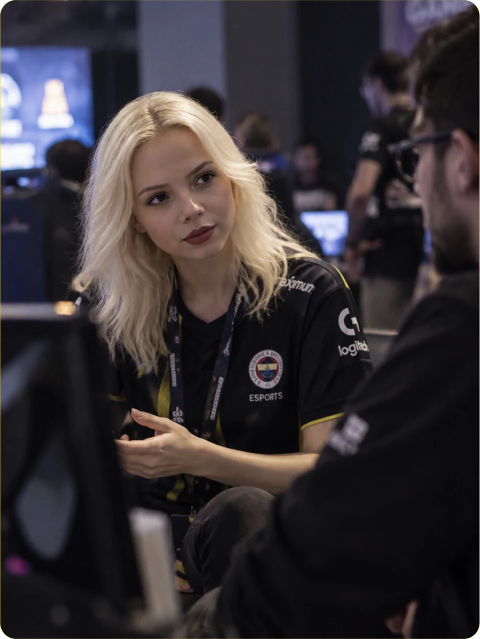 Miela team member at an esports event