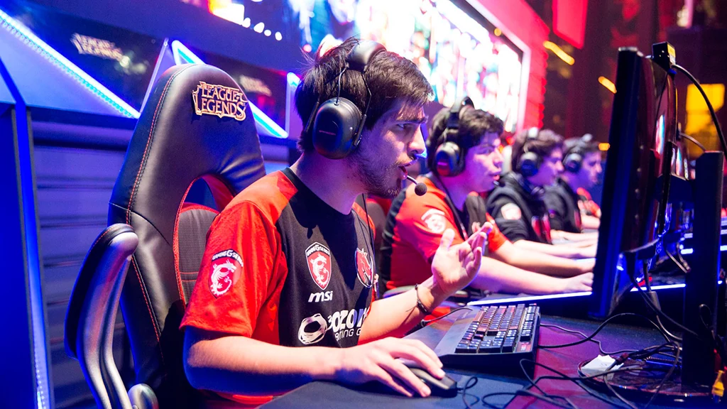Felipe Helior Pastenes competing with Kaos Latin Gamers at a League of Legends tournament